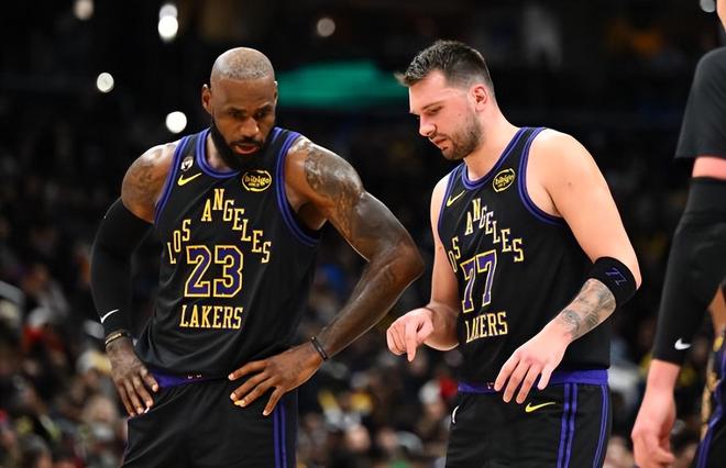 东契奇关键球失误断送湖人9连胜 湖人队史第七人