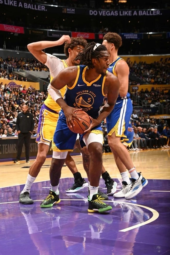 卢尼在鹈鹕重建期挣扎难复勇士辉煌